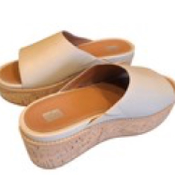 New FitFlop Eloise Slides Sandals Women  Beige Leather Cork Wrap Wedge 9US EUC - Picture 5 of 6